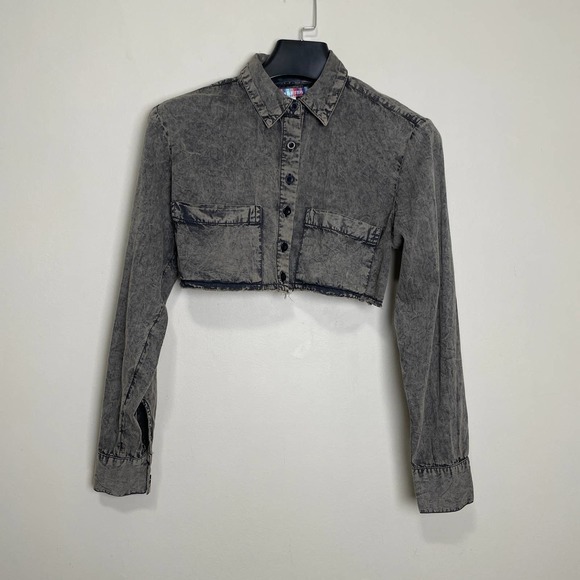 Urban Outfitters Tops - NWT Urban Outfitters Cropped Denim Look Backless Long Sleeve Button Up Shirt S
